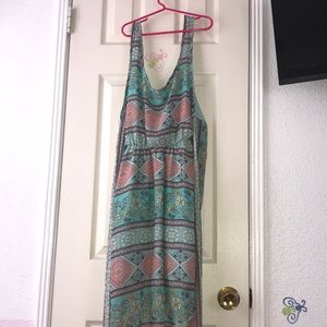 Women’s dress